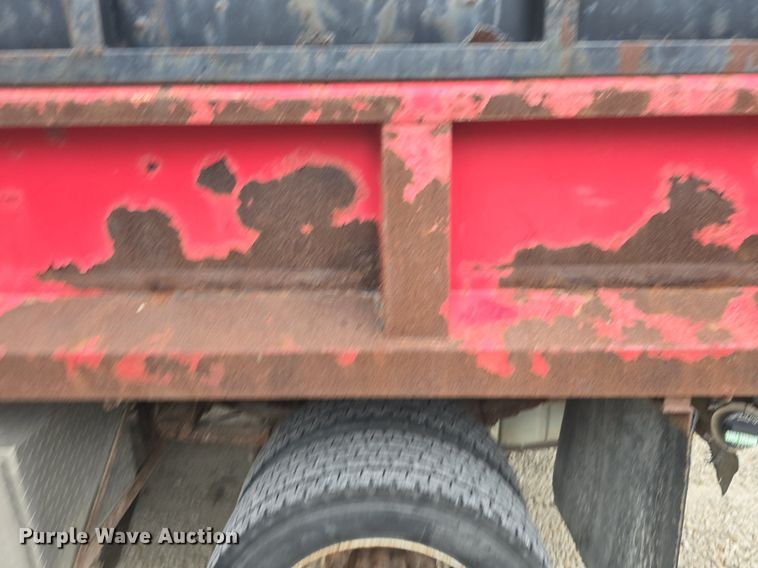 image for item DQ5288 2004 Ford F550 Super Duty XL dump truck