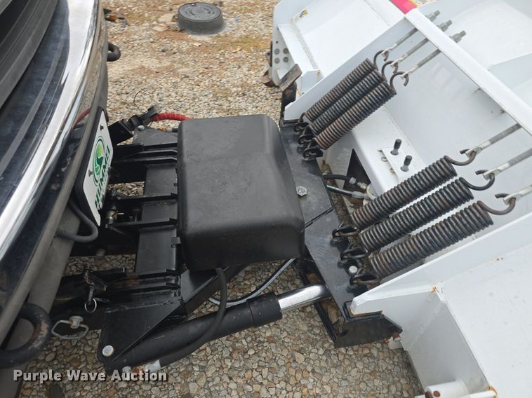 image for item DQ5288 2004 Ford F550 Super Duty XL dump truck