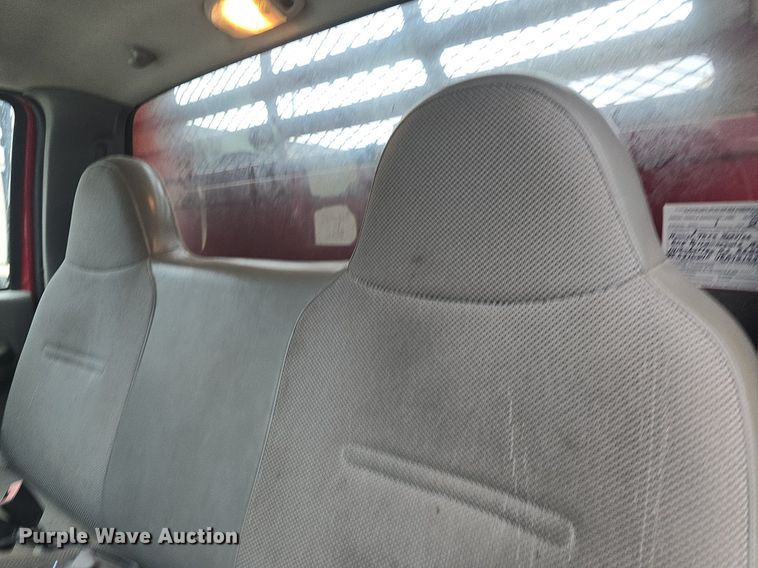 image for item DQ5288 2004 Ford F550 Super Duty XL dump truck