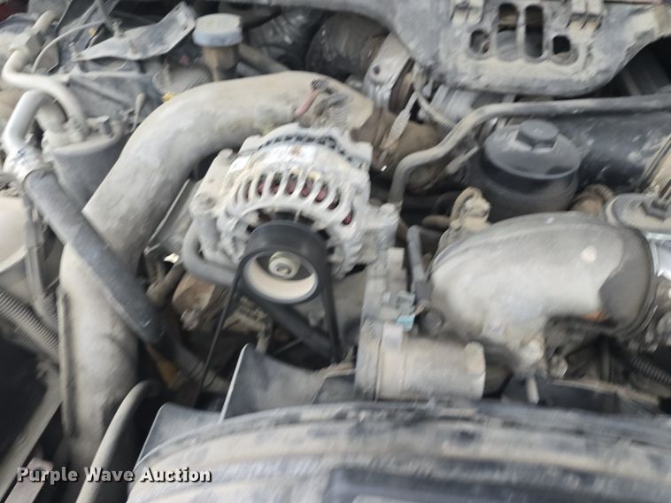 image for item DQ5288 2004 Ford F550 Super Duty XL dump truck