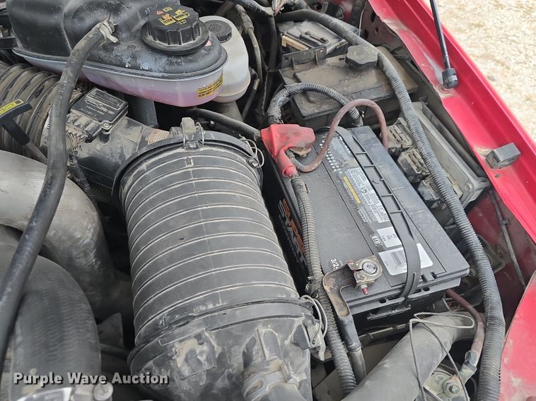 image for item DQ5288 2004 Ford F550 Super Duty XL dump truck