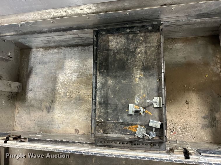 image for item DQ6557 Automotive parts