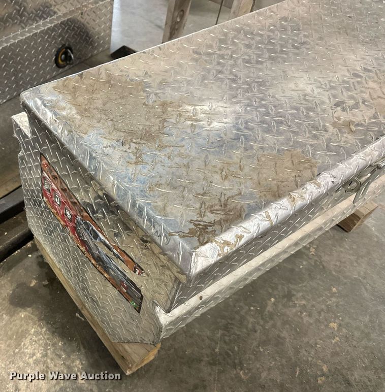 image for item DQ6557 Automotive parts