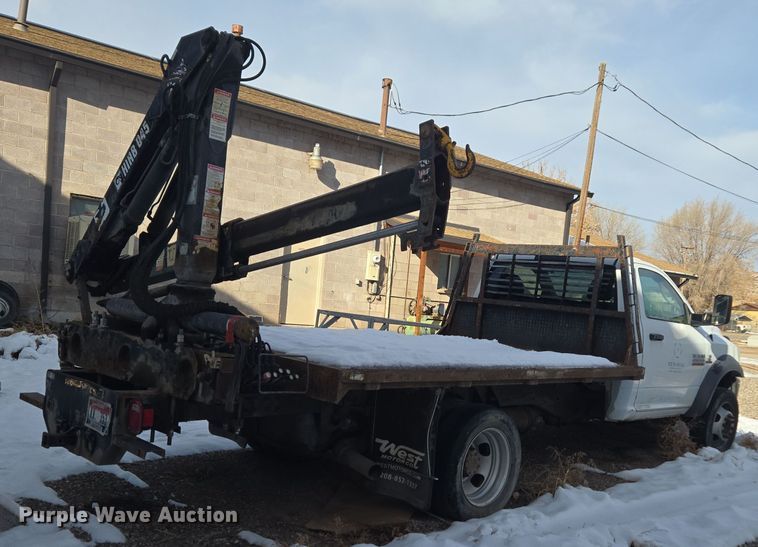 image for item DT7024 2014 Dodge Ram 4500HD flatbed truck