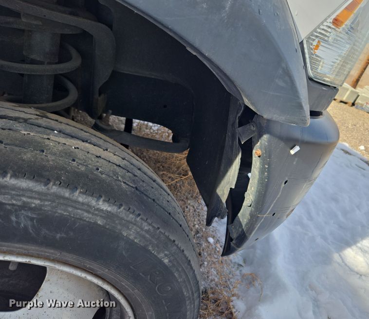 image for item DT7024 2014 Dodge Ram 4500HD flatbed truck