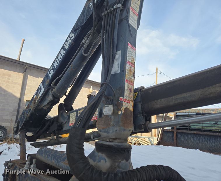 image for item DT7024 2014 Dodge Ram 4500HD flatbed truck