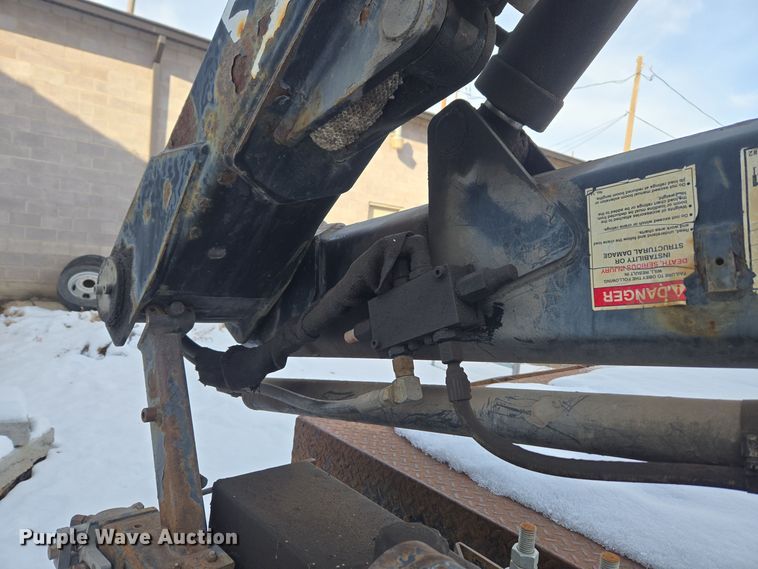 image for item DT7024 2014 Dodge Ram 4500HD flatbed truck