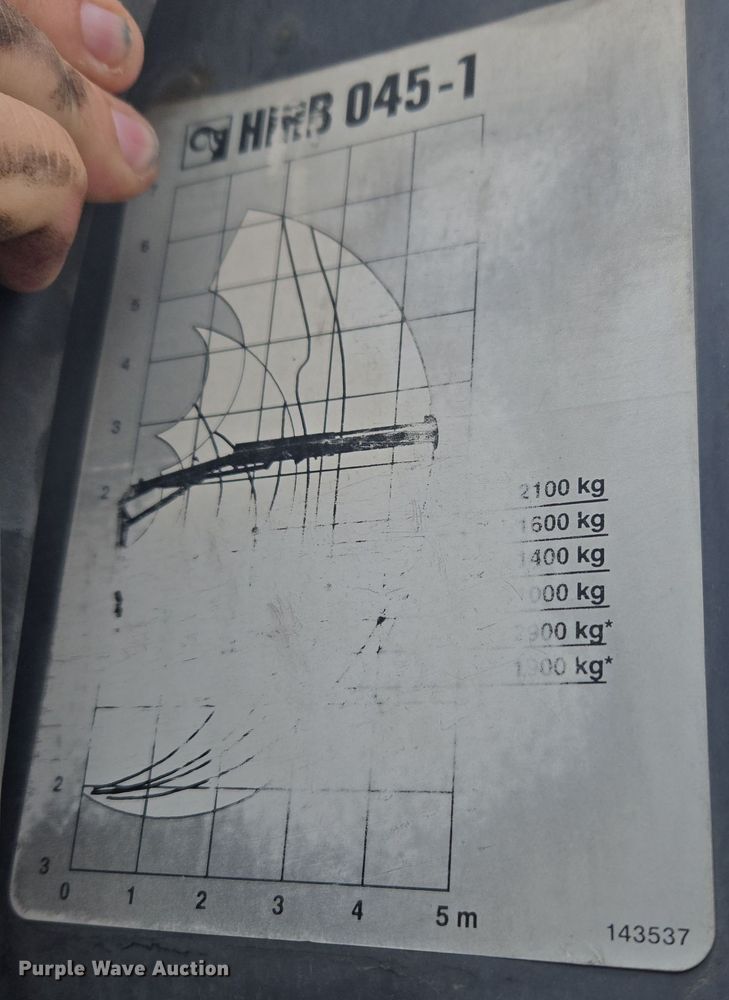 image for item DT7024 2014 Dodge Ram 4500HD flatbed truck