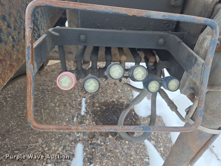 image for item DT7024 2014 Dodge Ram 4500HD flatbed truck