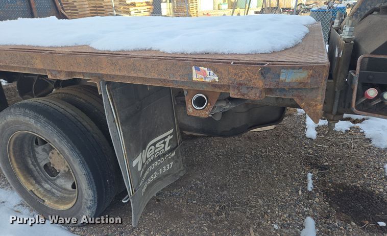 image for item DT7024 2014 Dodge Ram 4500HD flatbed truck