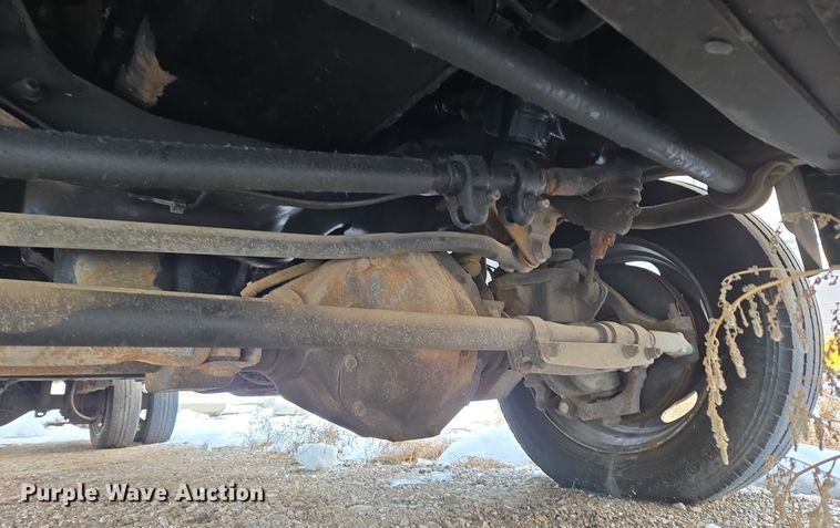 image for item DT7024 2014 Dodge Ram 4500HD flatbed truck