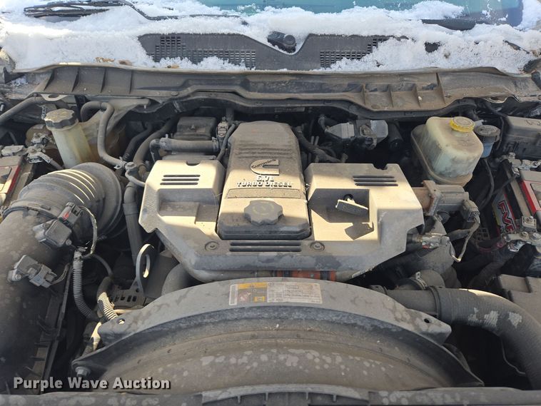 image for item DT7024 2014 Dodge Ram 4500HD flatbed truck