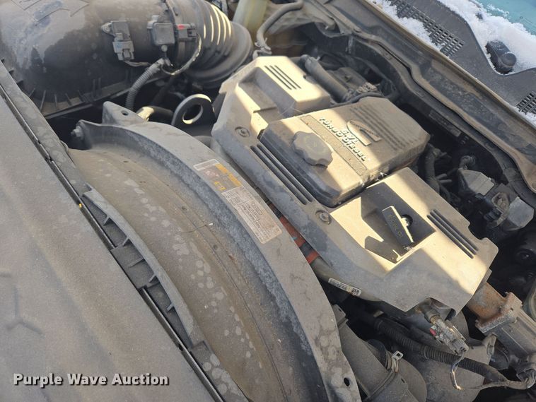 image for item DT7024 2014 Dodge Ram 4500HD flatbed truck