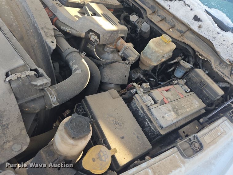 image for item DT7024 2014 Dodge Ram 4500HD flatbed truck