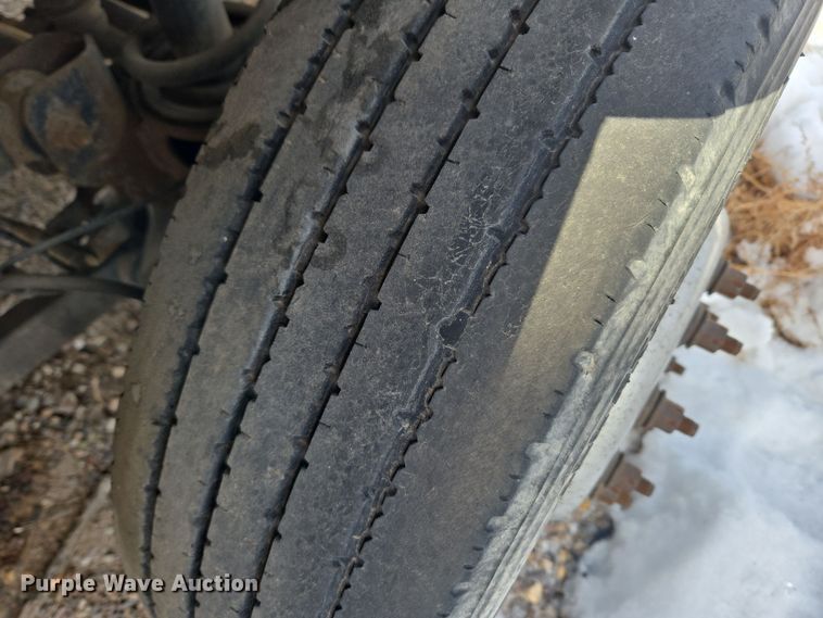 image for item DT7024 2014 Dodge Ram 4500HD flatbed truck