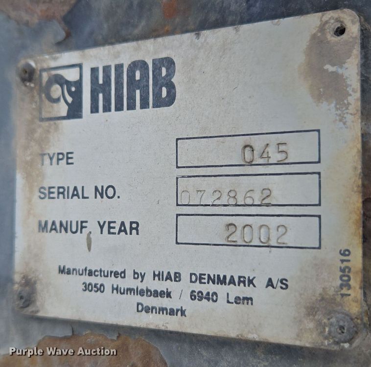 image for item DT7024 2014 Dodge Ram 4500HD flatbed truck