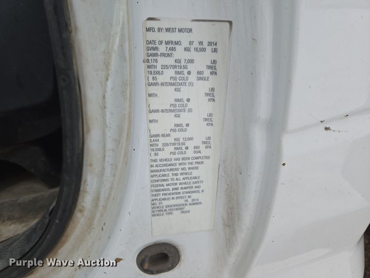 image for item DT7024 2014 Dodge Ram 4500HD flatbed truck