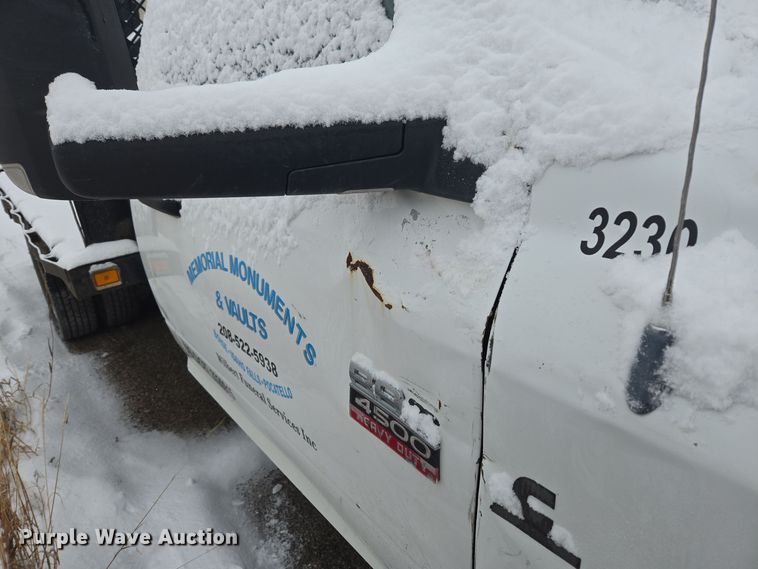 image for item DT7025 2012 Dodge Ram 4500HD flatbed truck