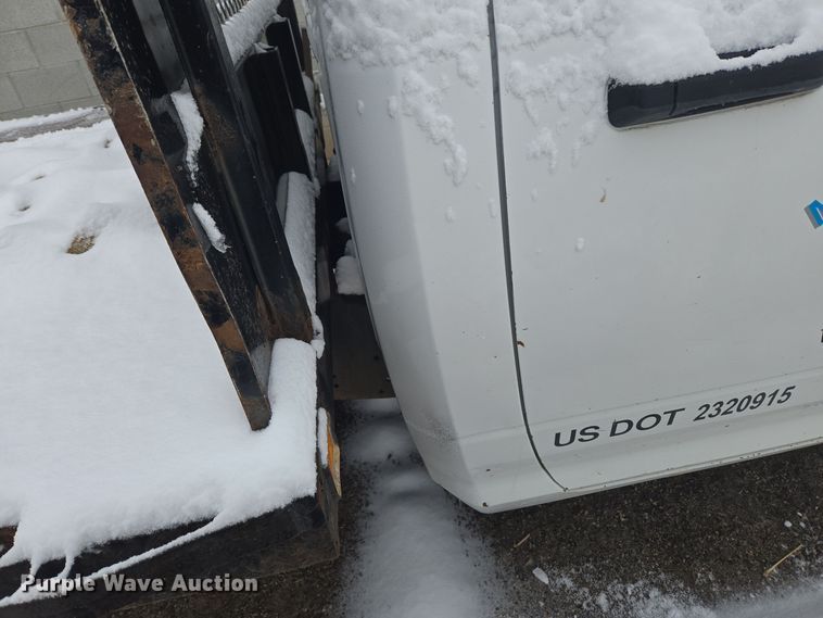 image for item DT7025 2012 Dodge Ram 4500HD flatbed truck