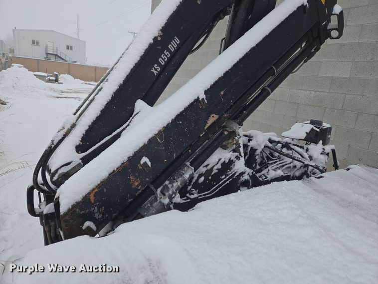 image for item DT7025 2012 Dodge Ram 4500HD flatbed truck