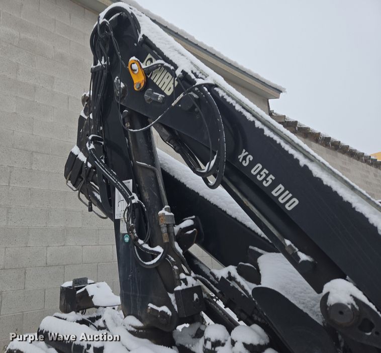 image for item DT7025 2012 Dodge Ram 4500HD flatbed truck