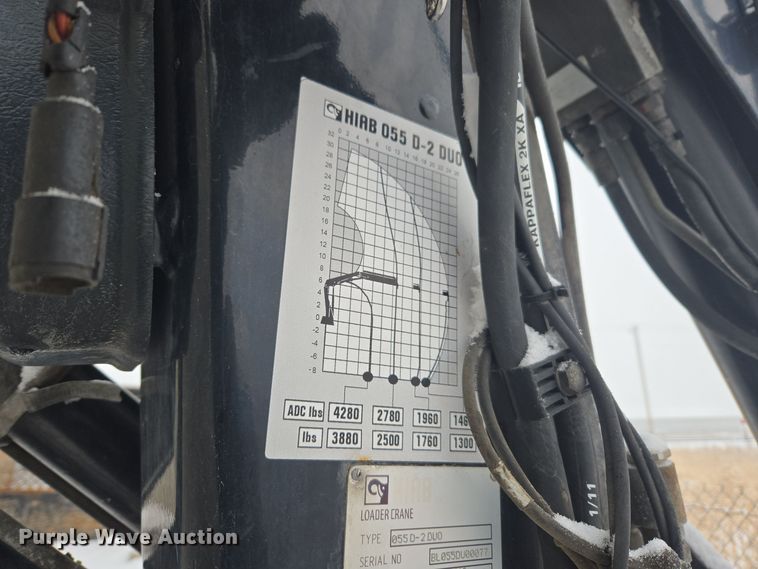 image for item DT7025 2012 Dodge Ram 4500HD flatbed truck