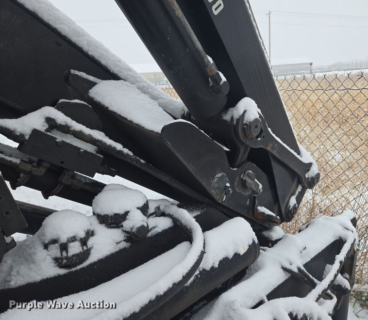 image for item DT7025 2012 Dodge Ram 4500HD flatbed truck