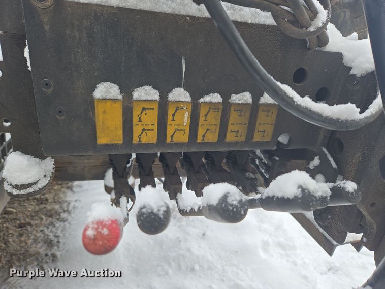 image for item DT7025 2012 Dodge Ram 4500HD flatbed truck