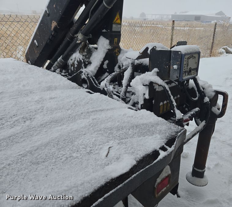 image for item DT7025 2012 Dodge Ram 4500HD flatbed truck