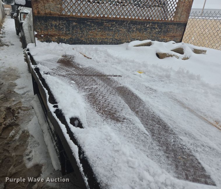 image for item DT7025 2012 Dodge Ram 4500HD flatbed truck