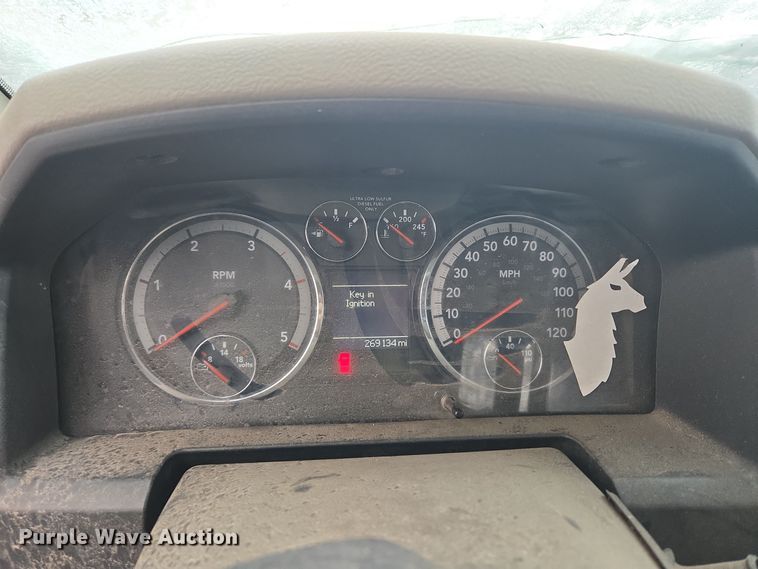 image for item DT7025 2012 Dodge Ram 4500HD flatbed truck