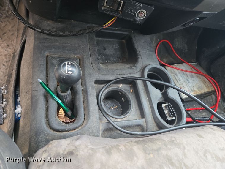 image for item DT7025 2012 Dodge Ram 4500HD flatbed truck