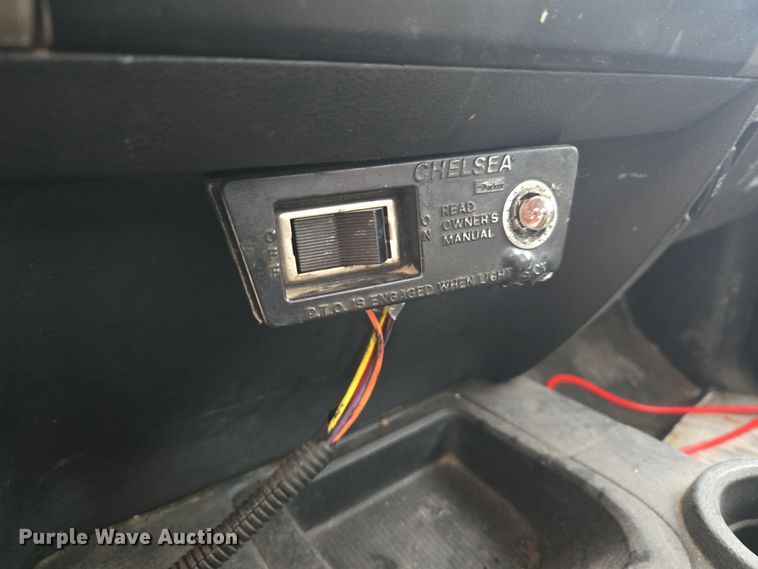 image for item DT7025 2012 Dodge Ram 4500HD flatbed truck