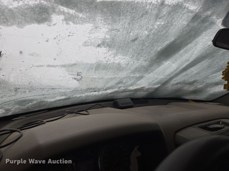 image for item DT7025 2012 Dodge Ram 4500HD flatbed truck