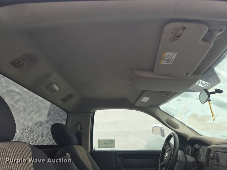 image for item DT7025 2012 Dodge Ram 4500HD flatbed truck