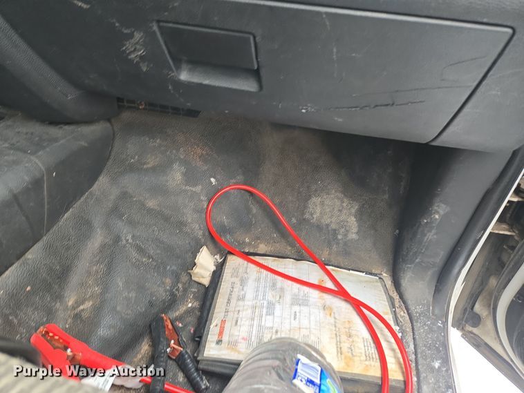 image for item DT7025 2012 Dodge Ram 4500HD flatbed truck