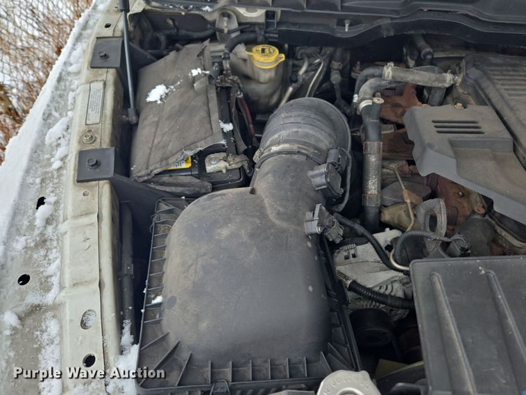 image for item DT7025 2012 Dodge Ram 4500HD flatbed truck