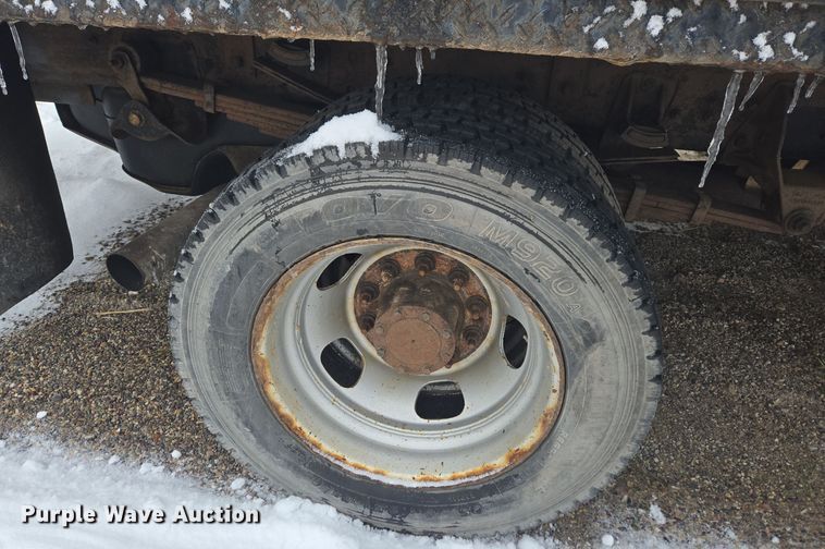 image for item DT7025 2012 Dodge Ram 4500HD flatbed truck