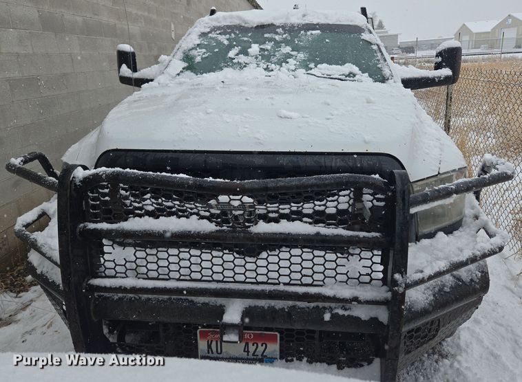 image for item DT7026 2016 Dodge Ram 4500HD flatbed truck