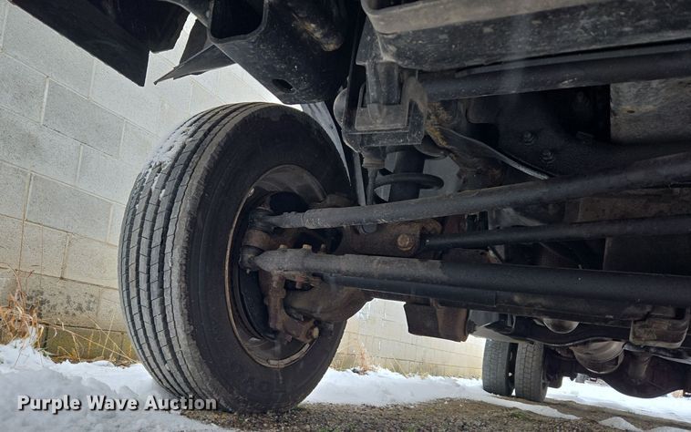 image for item DT7026 2016 Dodge Ram 4500HD flatbed truck