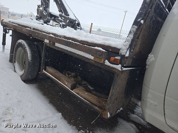 image for item DT7026 2016 Dodge Ram 4500HD flatbed truck