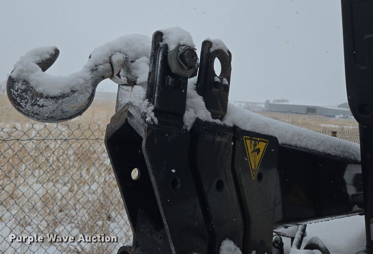 image for item DT7026 2016 Dodge Ram 4500HD flatbed truck