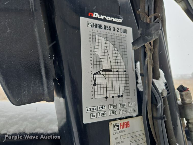 image for item DT7026 2016 Dodge Ram 4500HD flatbed truck