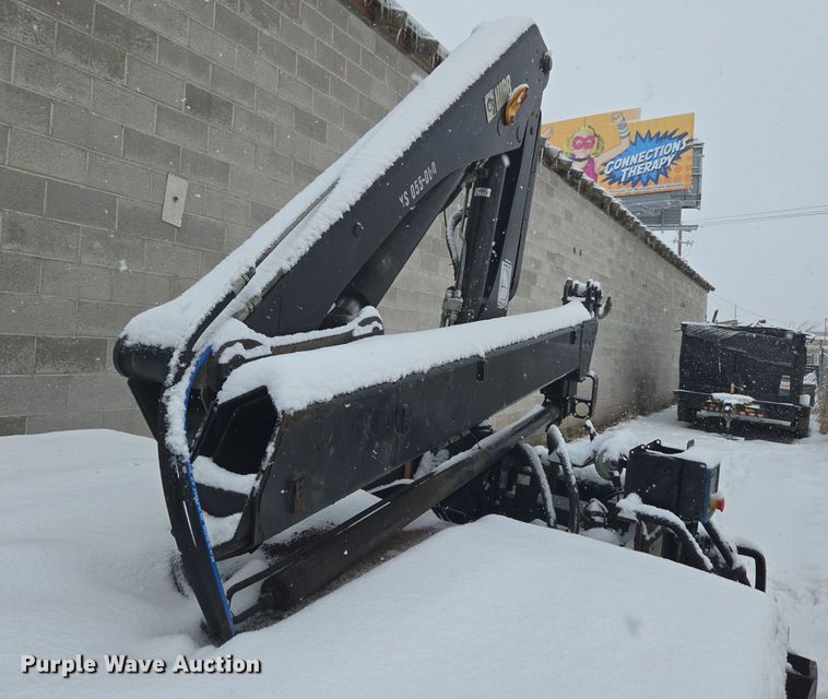 image for item DT7026 2016 Dodge Ram 4500HD flatbed truck