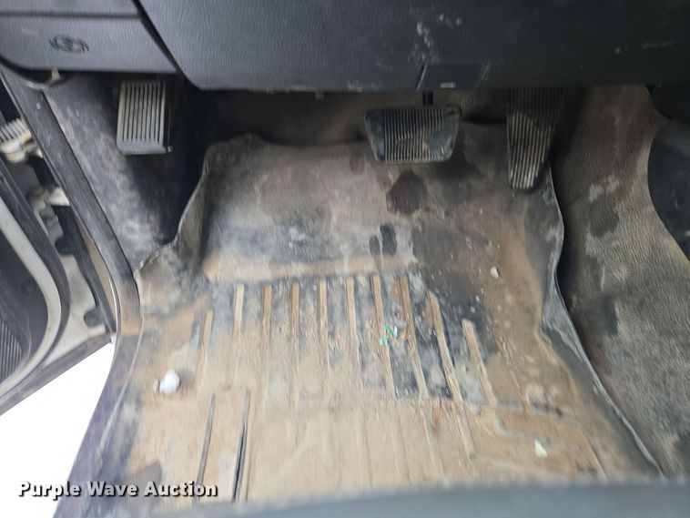 image for item DT7026 2016 Dodge Ram 4500HD flatbed truck