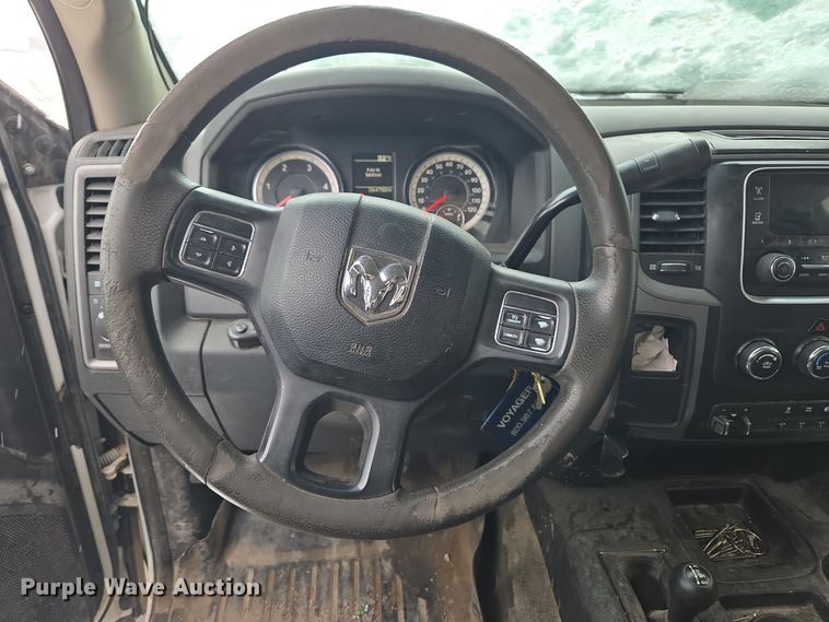 image for item DT7026 2016 Dodge Ram 4500HD flatbed truck