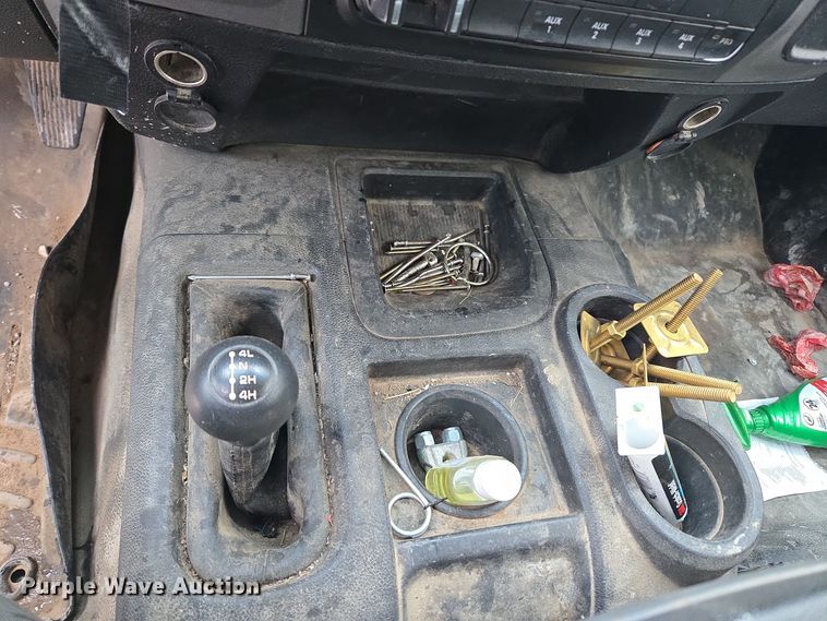 image for item DT7026 2016 Dodge Ram 4500HD flatbed truck