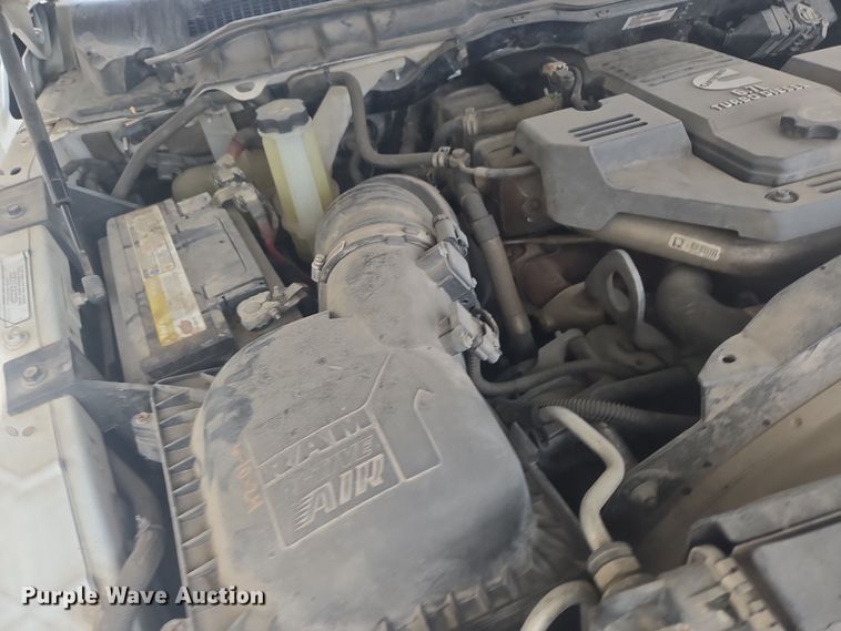 image for item DT7026 2016 Dodge Ram 4500HD flatbed truck