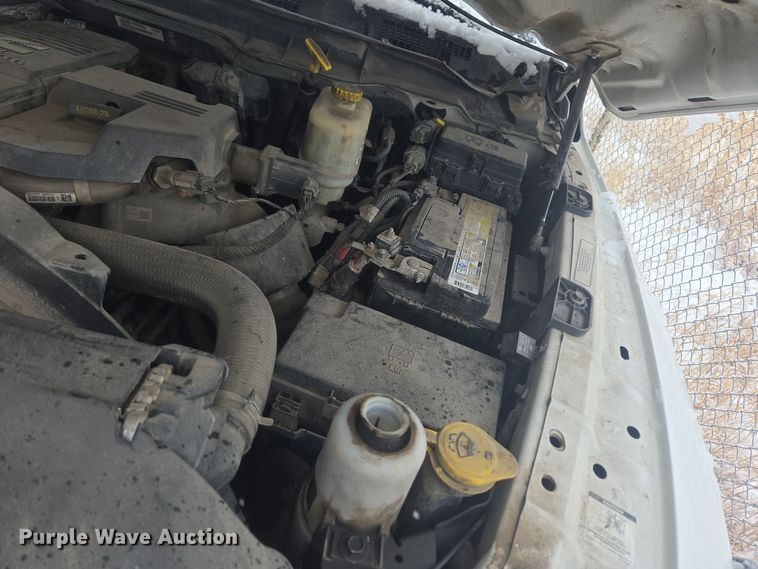 image for item DT7026 2016 Dodge Ram 4500HD flatbed truck