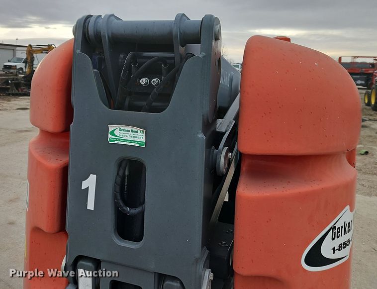 image for item DT7582 2017 Skyjack SJ30 ARJE boom lift